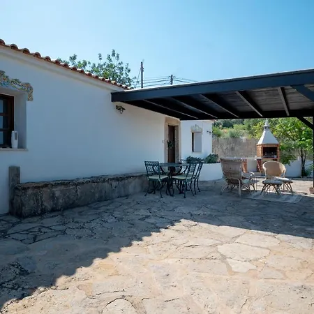 Cosy Farmhouse Quinta Da Eira 140 Years Old-3